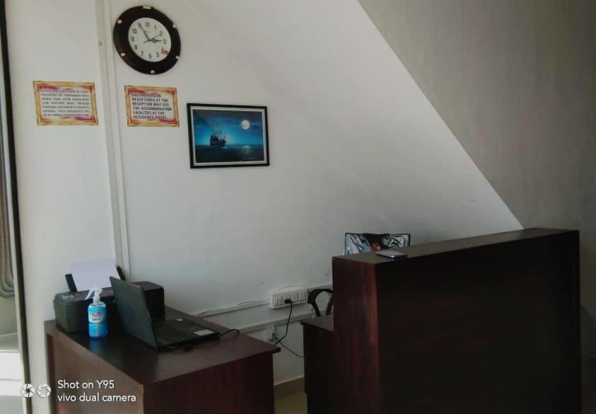 מלון Pudunagaram Emirates Residency מראה חיצוני תמונה