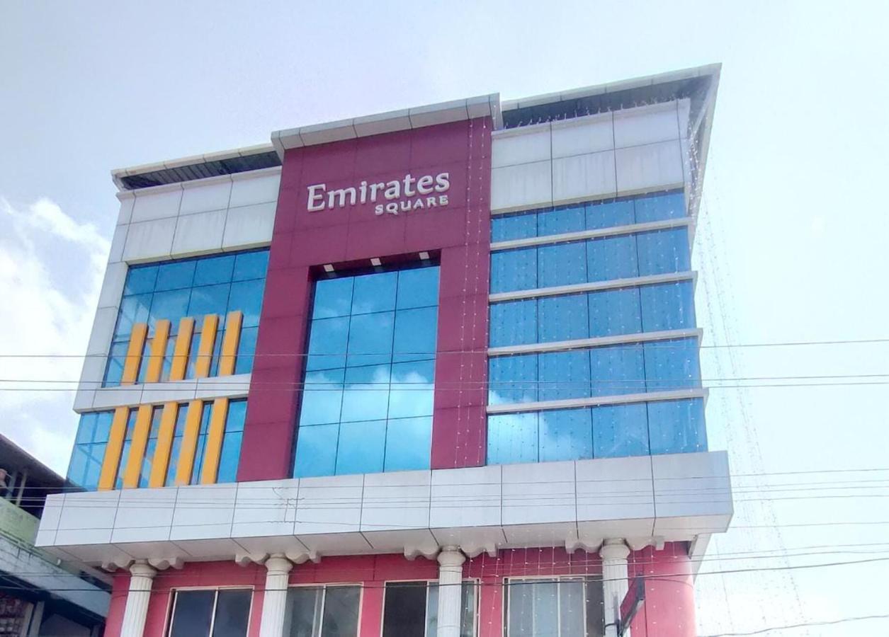 מלון Pudunagaram Emirates Residency מראה חיצוני תמונה